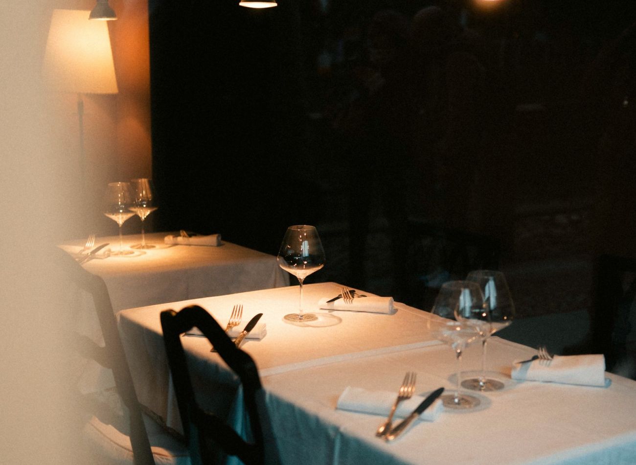 Akşam servisinde salon
